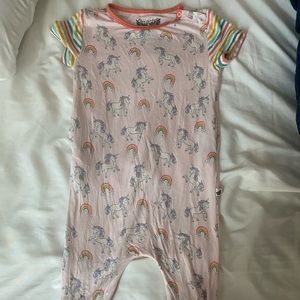 Free Birdees zip romper 3T! 💗